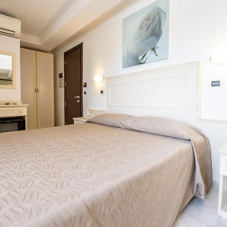 Hotel Florence San Benedetto del Tronto Esterno foto