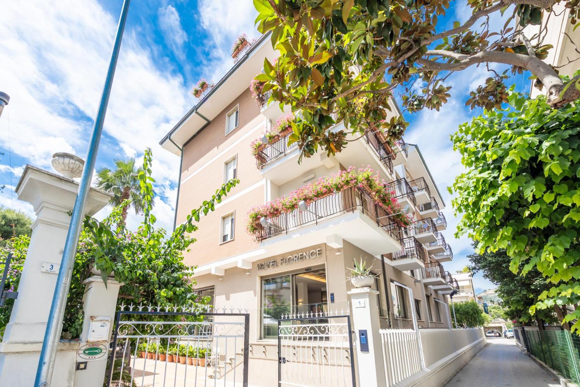 Hotel Florence San Benedetto del Tronto Esterno foto