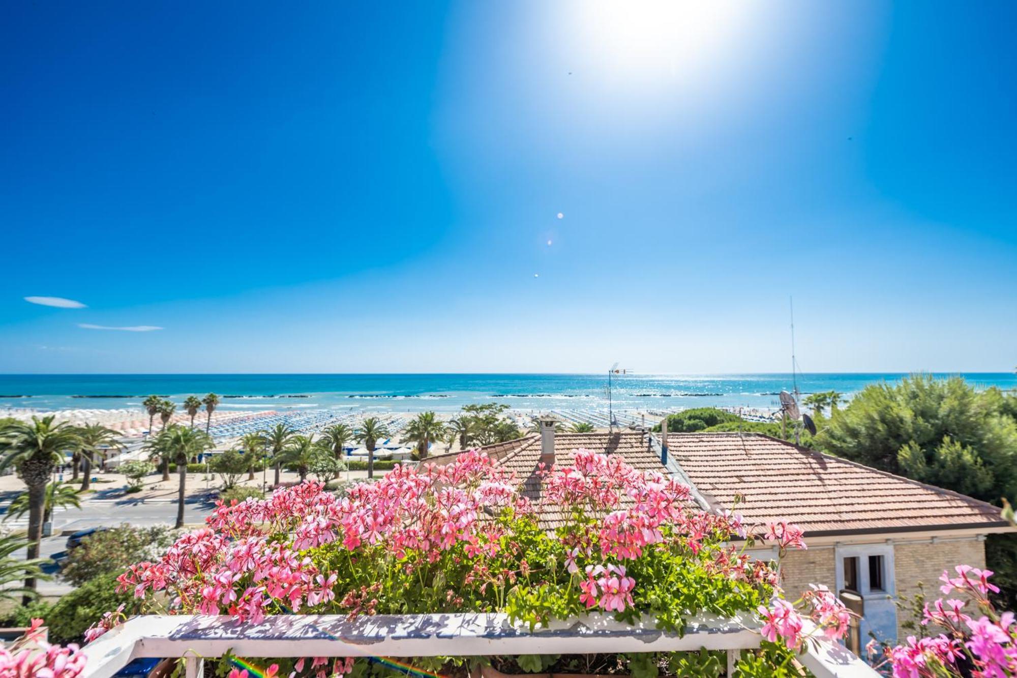 Hotel Florence San Benedetto del Tronto Esterno foto