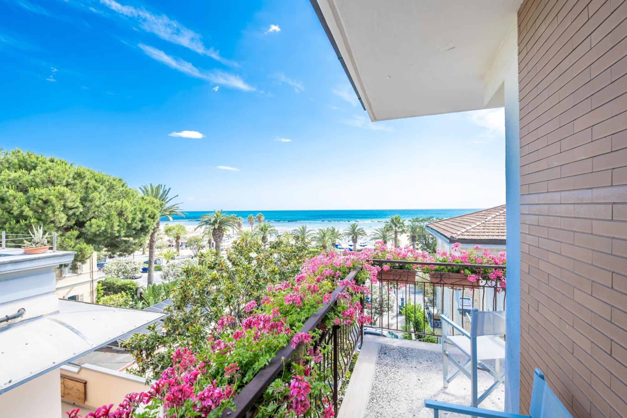 Hotel Florence San Benedetto del Tronto Esterno foto