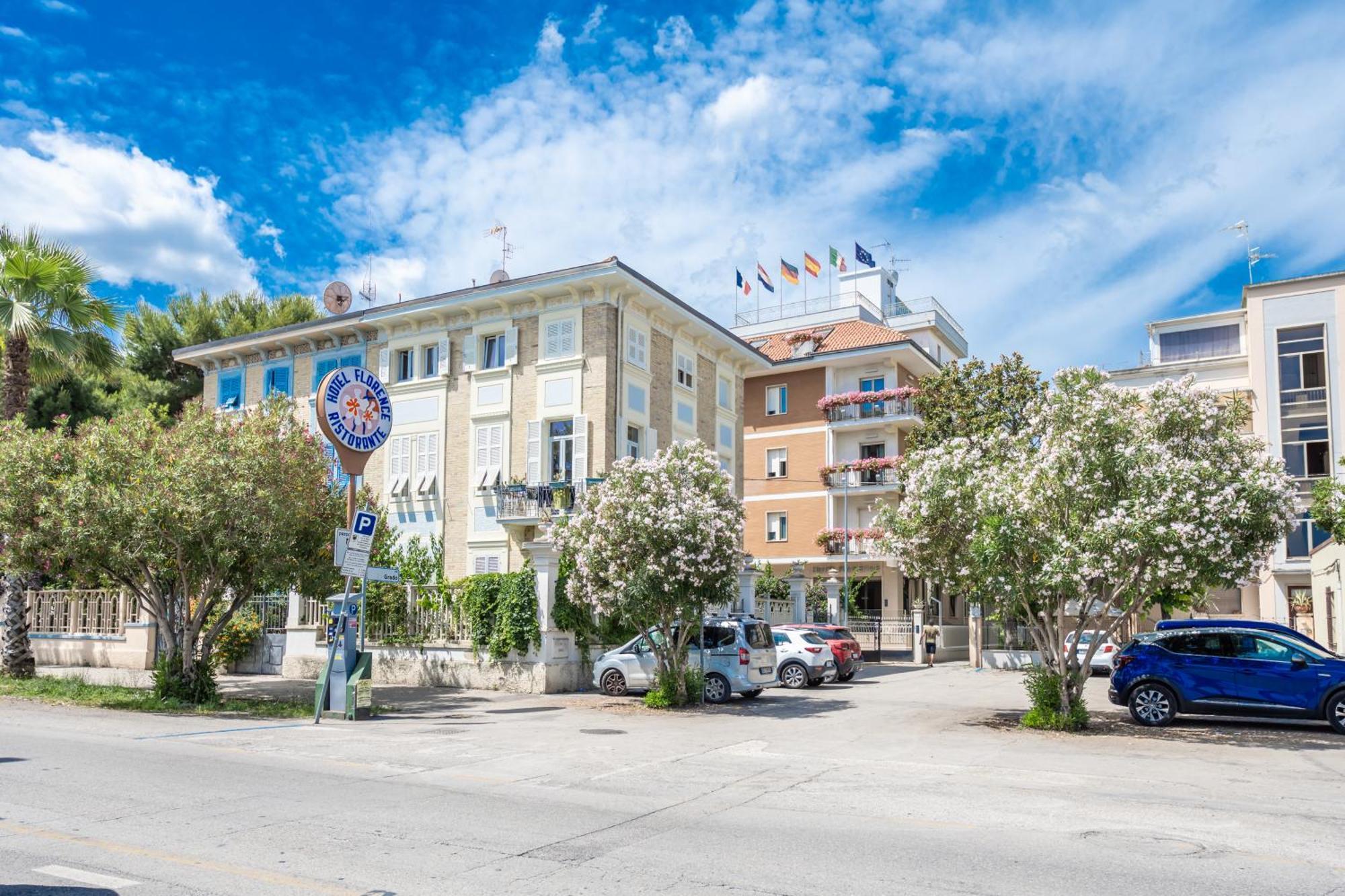 Hotel Florence San Benedetto del Tronto Esterno foto