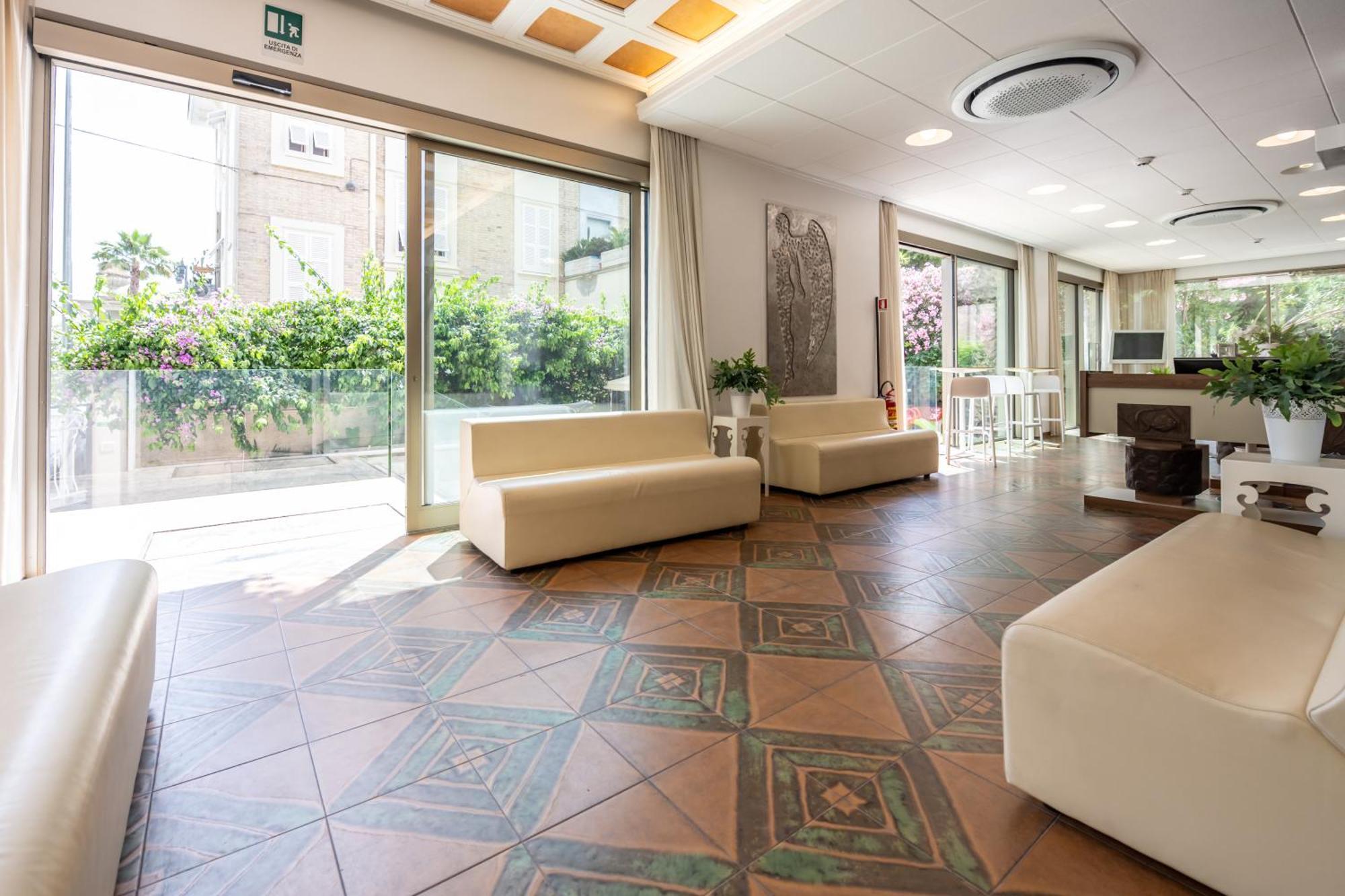 Hotel Florence San Benedetto del Tronto Esterno foto