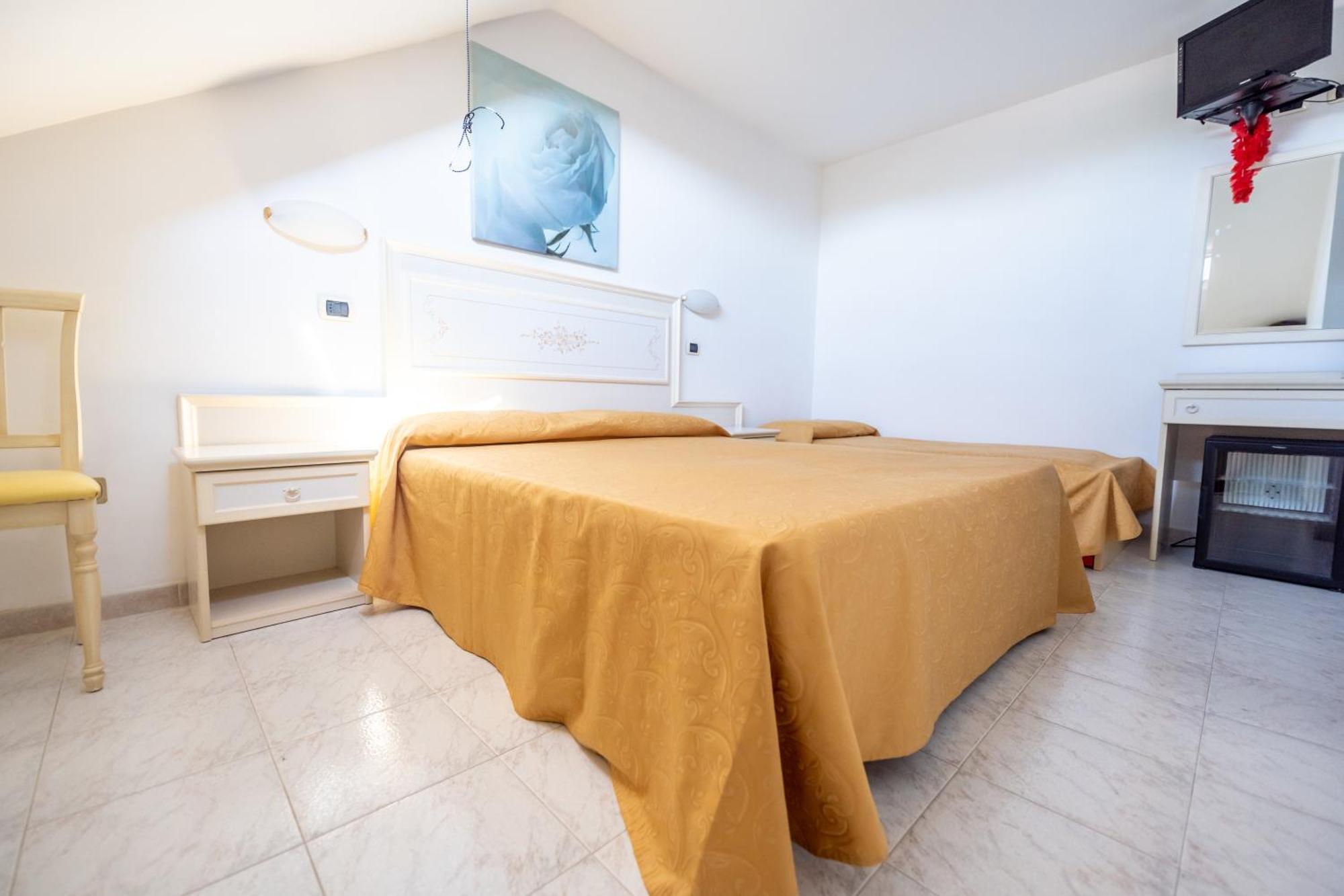 Hotel Florence San Benedetto del Tronto Esterno foto