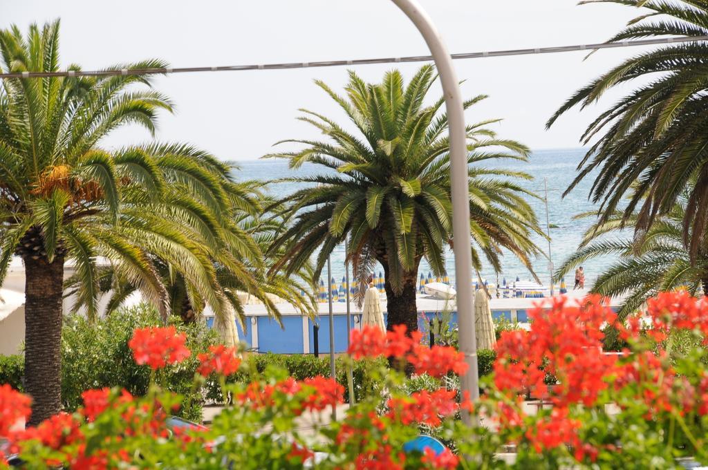 Hotel Florence San Benedetto del Tronto Esterno foto